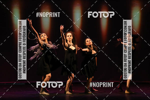 Buy your photos of the eventFORMATURA LILIAN GUMIEIRO on Fotop