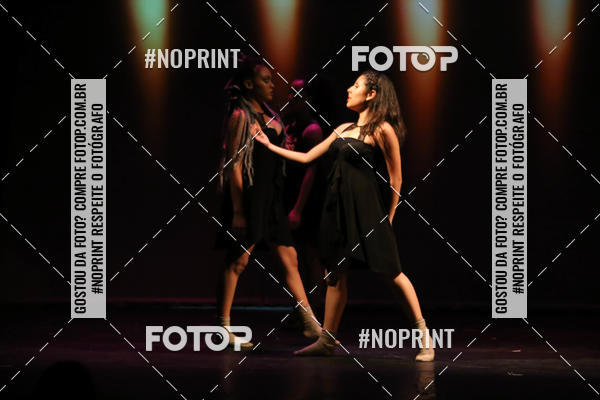 Buy your photos of the eventFORMATURA LILIAN GUMIEIRO on Fotop