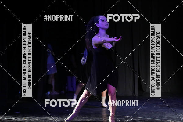 Buy your photos of the eventFORMATURA LILIAN GUMIEIRO on Fotop