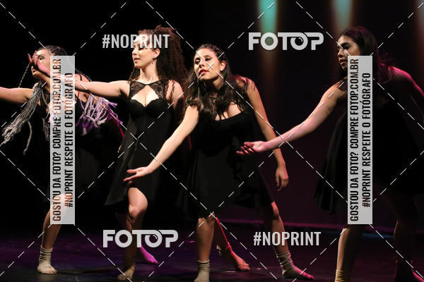 Buy your photos of the eventFORMATURA LILIAN GUMIEIRO on Fotop