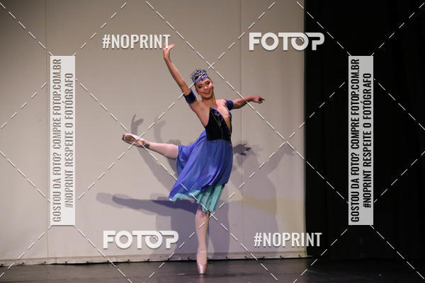 Buy your photos of the eventFORMATURA LILIAN GUMIEIRO on Fotop