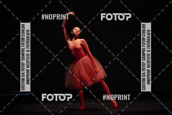Buy your photos of the eventFORMATURA LILIAN GUMIEIRO on Fotop