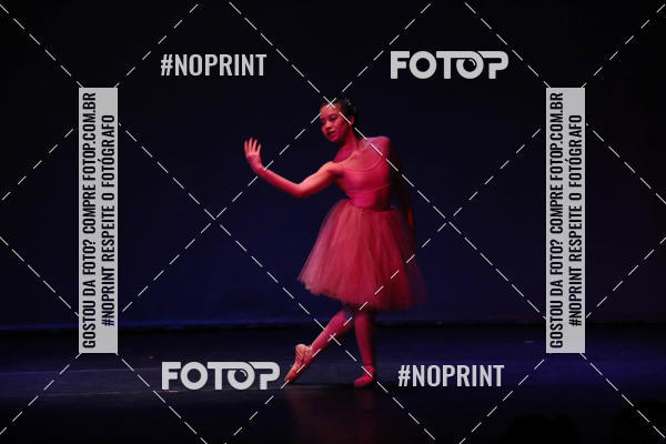 Buy your photos of the eventFORMATURA LILIAN GUMIEIRO on Fotop