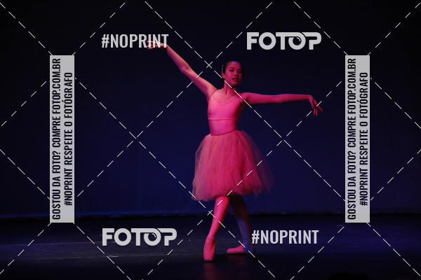 Buy your photos of the eventFORMATURA LILIAN GUMIEIRO on Fotop