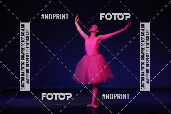 Buy your photos of the eventFORMATURA LILIAN GUMIEIRO on Fotop