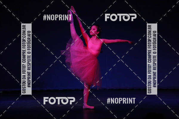 Buy your photos of the eventFORMATURA LILIAN GUMIEIRO on Fotop