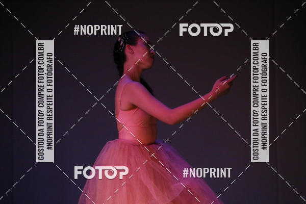 Buy your photos of the eventFORMATURA LILIAN GUMIEIRO on Fotop