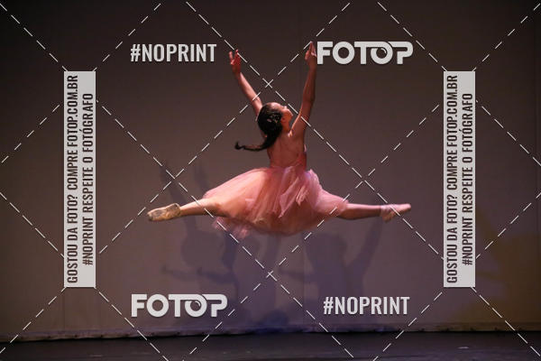 Buy your photos of the eventFORMATURA LILIAN GUMIEIRO on Fotop