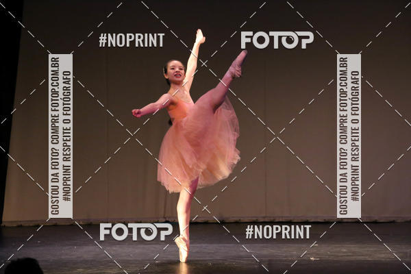 Buy your photos of the eventFORMATURA LILIAN GUMIEIRO on Fotop