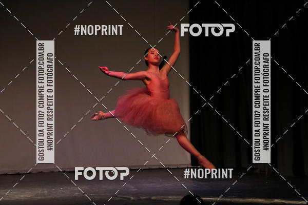 Buy your photos of the eventFORMATURA LILIAN GUMIEIRO on Fotop
