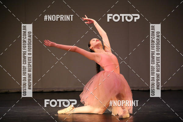 Buy your photos of the eventFORMATURA LILIAN GUMIEIRO on Fotop