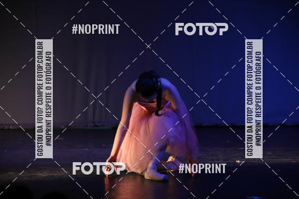 Buy your photos of the eventFORMATURA LILIAN GUMIEIRO on Fotop