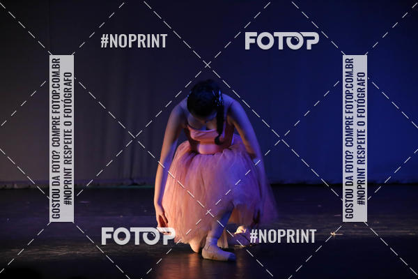 Buy your photos of the eventFORMATURA LILIAN GUMIEIRO on Fotop