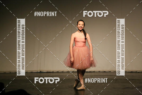 Buy your photos of the eventFORMATURA LILIAN GUMIEIRO on Fotop