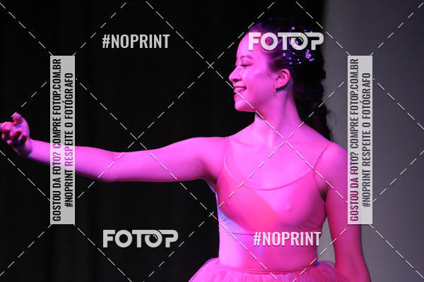 Buy your photos of the eventFORMATURA LILIAN GUMIEIRO on Fotop