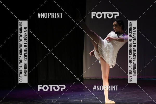 Buy your photos of the eventFORMATURA LILIAN GUMIEIRO on Fotop