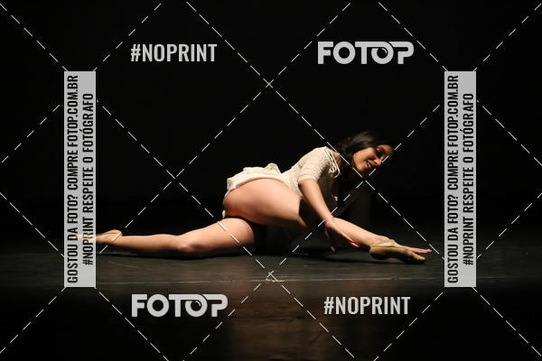Buy your photos of the eventFORMATURA LILIAN GUMIEIRO on Fotop