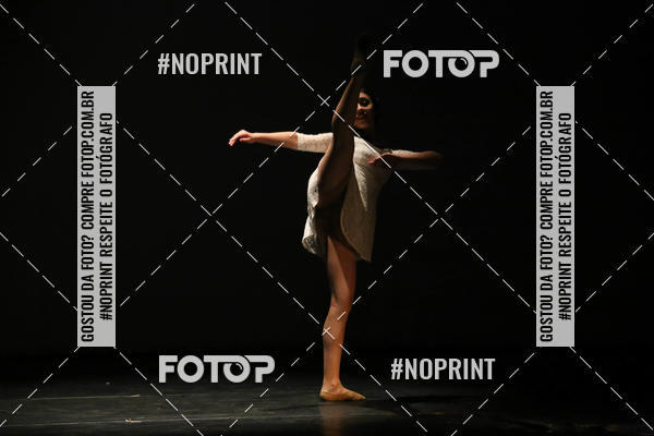 Buy your photos of the eventFORMATURA LILIAN GUMIEIRO on Fotop