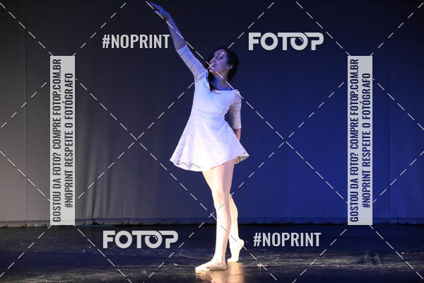 Buy your photos of the eventFORMATURA LILIAN GUMIEIRO on Fotop