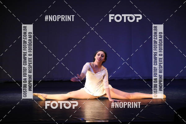 Buy your photos of the eventFORMATURA LILIAN GUMIEIRO on Fotop