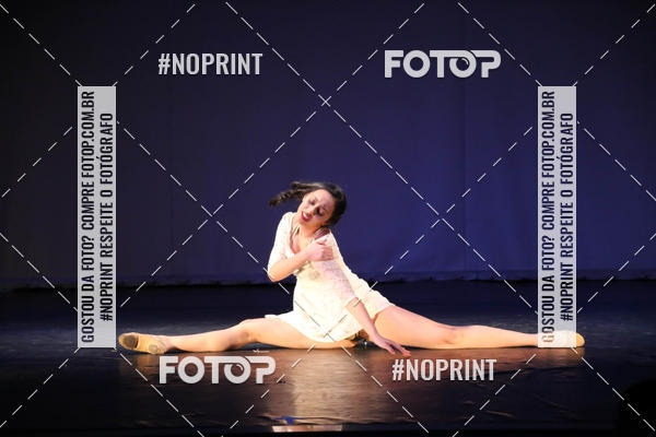 Buy your photos of the eventFORMATURA LILIAN GUMIEIRO on Fotop