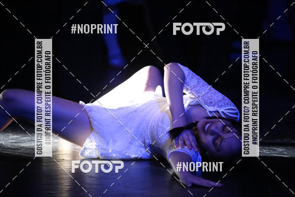 Buy your photos of the eventFORMATURA LILIAN GUMIEIRO on Fotop