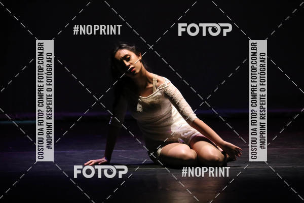 Buy your photos of the eventFORMATURA LILIAN GUMIEIRO on Fotop