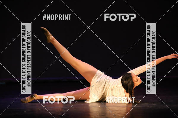 Buy your photos of the eventFORMATURA LILIAN GUMIEIRO on Fotop