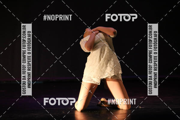 Buy your photos of the eventFORMATURA LILIAN GUMIEIRO on Fotop