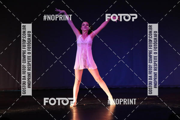 Buy your photos of the eventFORMATURA LILIAN GUMIEIRO on Fotop