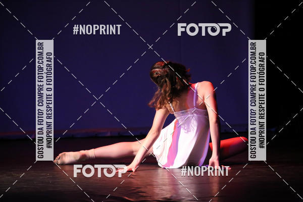 Buy your photos of the eventFORMATURA LILIAN GUMIEIRO on Fotop
