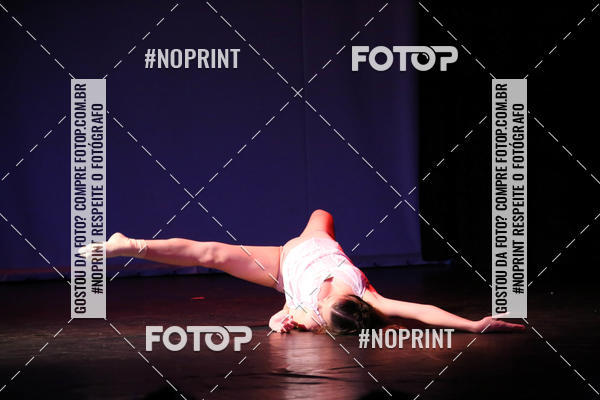 Buy your photos of the eventFORMATURA LILIAN GUMIEIRO on Fotop