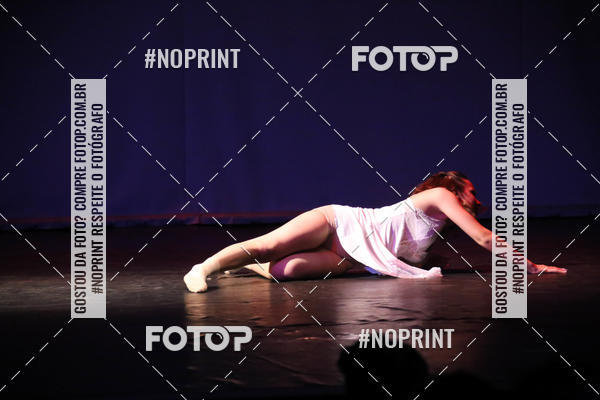 Buy your photos of the eventFORMATURA LILIAN GUMIEIRO on Fotop