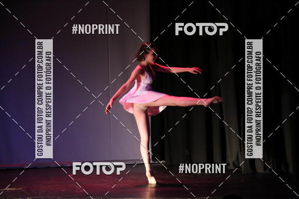 Buy your photos of the eventFORMATURA LILIAN GUMIEIRO on Fotop