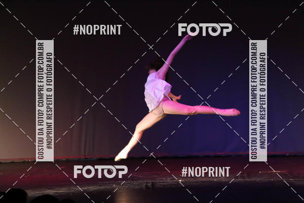 Buy your photos of the eventFORMATURA LILIAN GUMIEIRO on Fotop