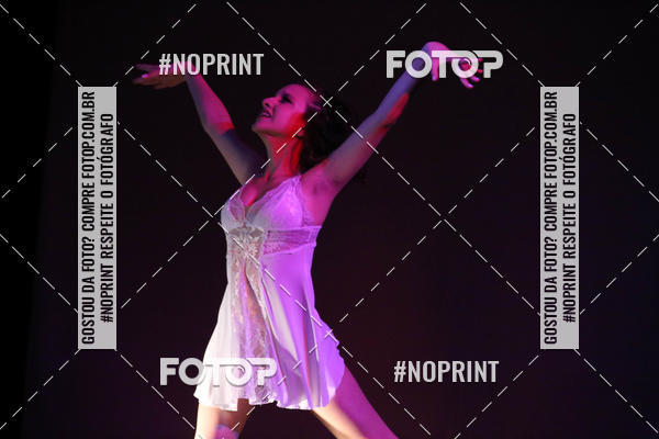 Buy your photos of the eventFORMATURA LILIAN GUMIEIRO on Fotop