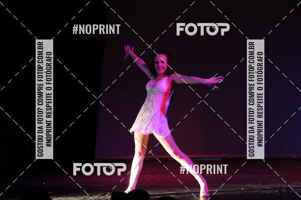 Buy your photos of the eventFORMATURA LILIAN GUMIEIRO on Fotop