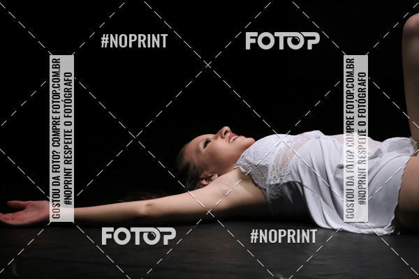 Buy your photos of the eventFORMATURA LILIAN GUMIEIRO on Fotop