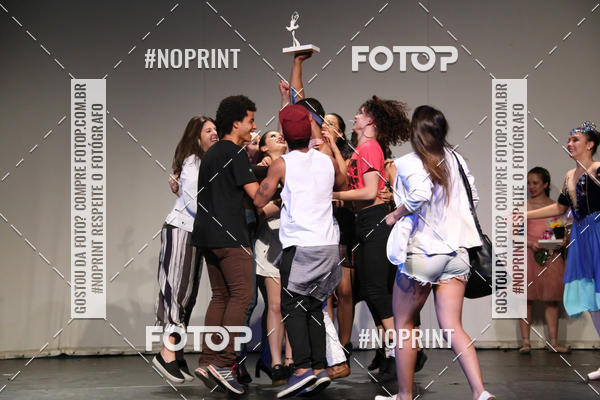 Buy your photos of the eventFORMATURA LILIAN GUMIEIRO on Fotop