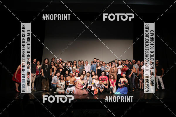 Buy your photos of the eventFORMATURA LILIAN GUMIEIRO on Fotop