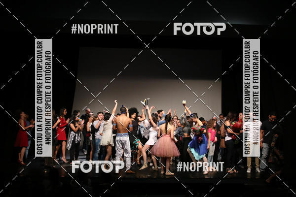 Buy your photos of the eventFORMATURA LILIAN GUMIEIRO on Fotop