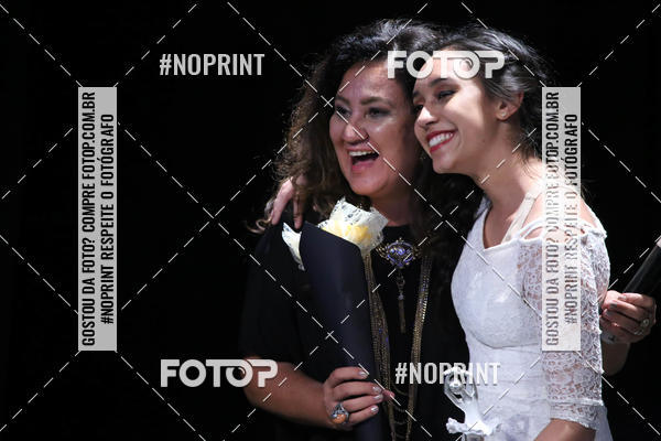 Buy your photos of the eventFORMATURA LILIAN GUMIEIRO on Fotop
