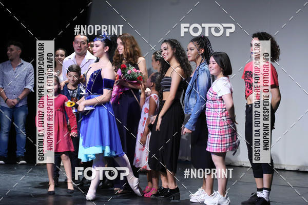 Buy your photos of the eventFORMATURA LILIAN GUMIEIRO on Fotop
