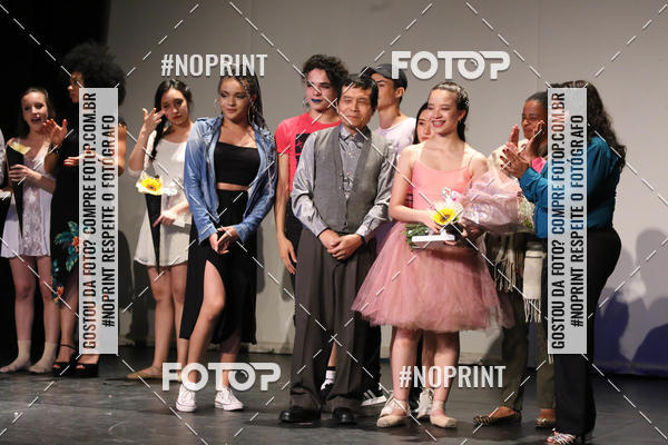 Buy your photos of the eventFORMATURA LILIAN GUMIEIRO on Fotop