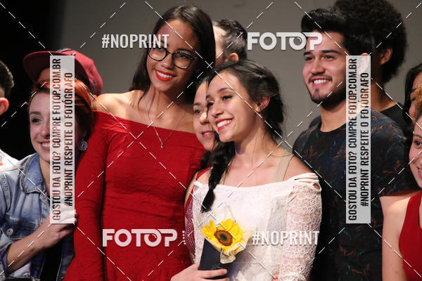 Buy your photos of the eventFORMATURA LILIAN GUMIEIRO on Fotop
