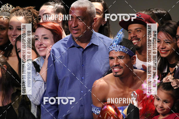 Buy your photos of the eventFORMATURA LILIAN GUMIEIRO on Fotop