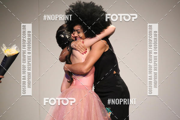 Buy your photos of the eventFORMATURA LILIAN GUMIEIRO on Fotop