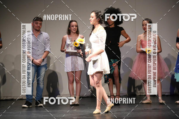 Buy your photos of the eventFORMATURA LILIAN GUMIEIRO on Fotop