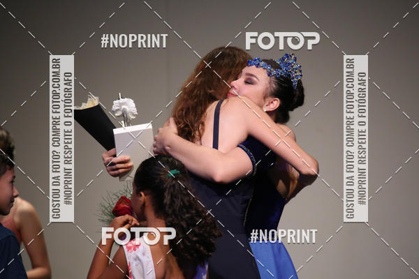 Buy your photos of the eventFORMATURA LILIAN GUMIEIRO on Fotop