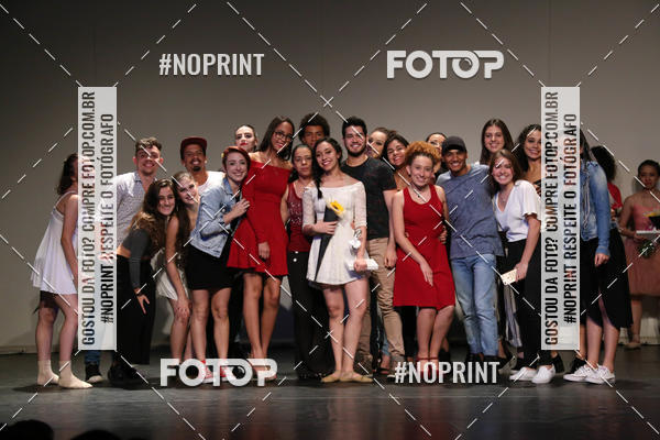 Buy your photos of the eventFORMATURA LILIAN GUMIEIRO on Fotop